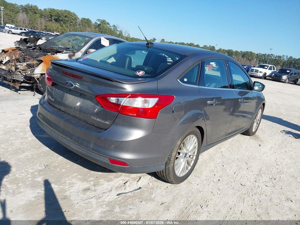 1FADP3J25EL395772 2014 FORD FOCUS photo no. 4