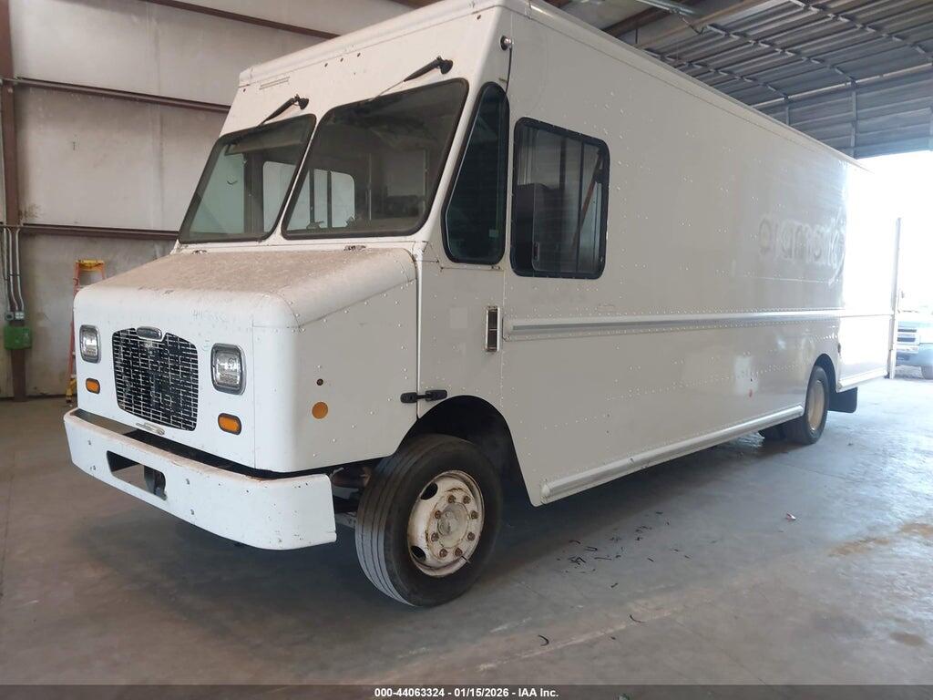 4UZAC3DV7CCBT7215 2012 FREIGHTLINER CHASSIS photo no. 2
