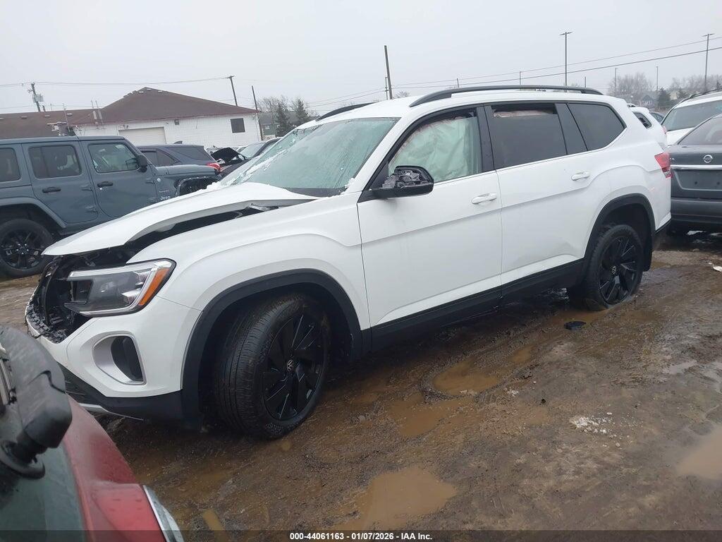 1V2HR2CA7RC593228 2024 VOLKSWAGEN ATLAS photo no. 2