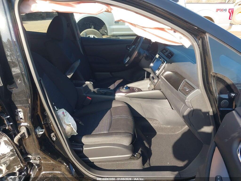 1N4AZ1BVXPC555268 2023 NISSAN LEAF photo no. 5
