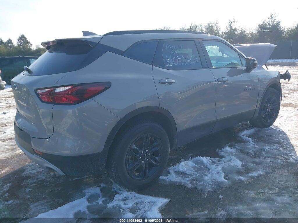 3GNKBHRS4MS521900 2021 CHEVROLET BLAZER photo no. 4
