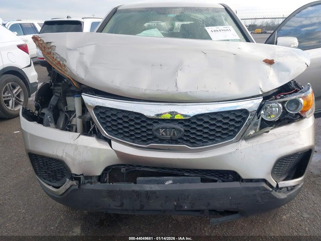 5XYKT4A15CG284397 2012 KIA SORENTO photo no. 10