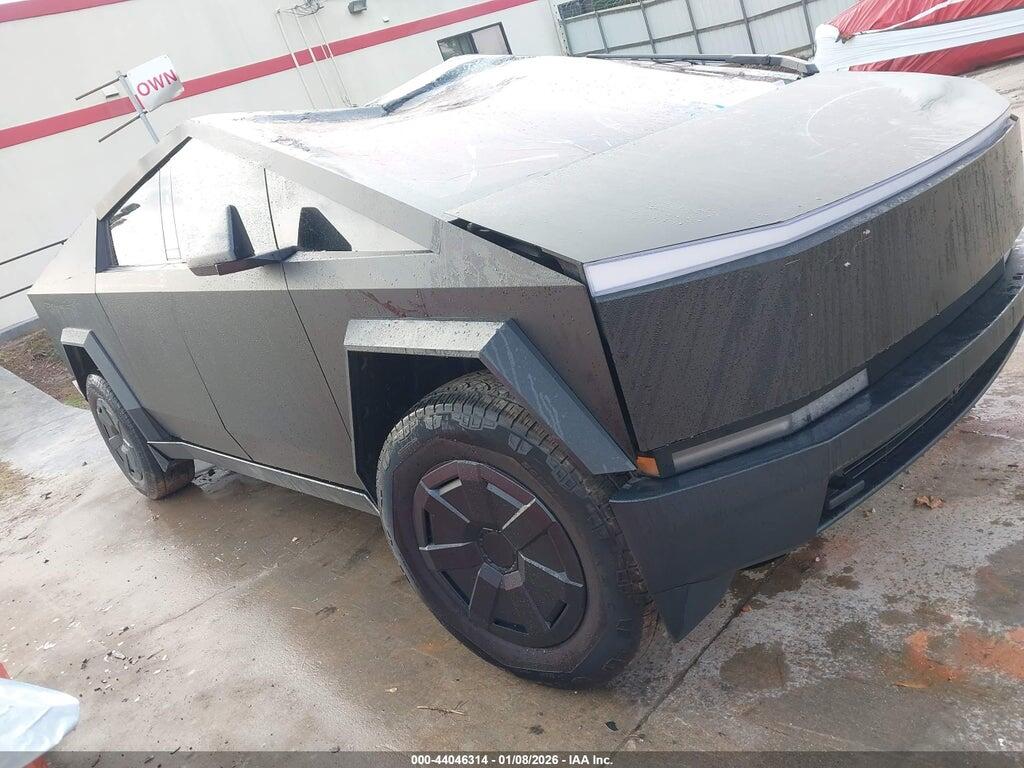 7G2CEHED6SA074241 2025 TESLA CYBERTRUCK photo no. 1