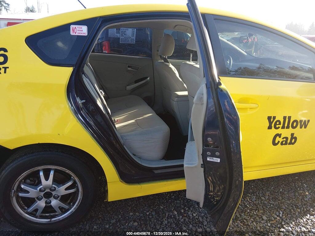 JTDKN3DU1D1707648 2013 TOYOTA PRIUS photo no. 8