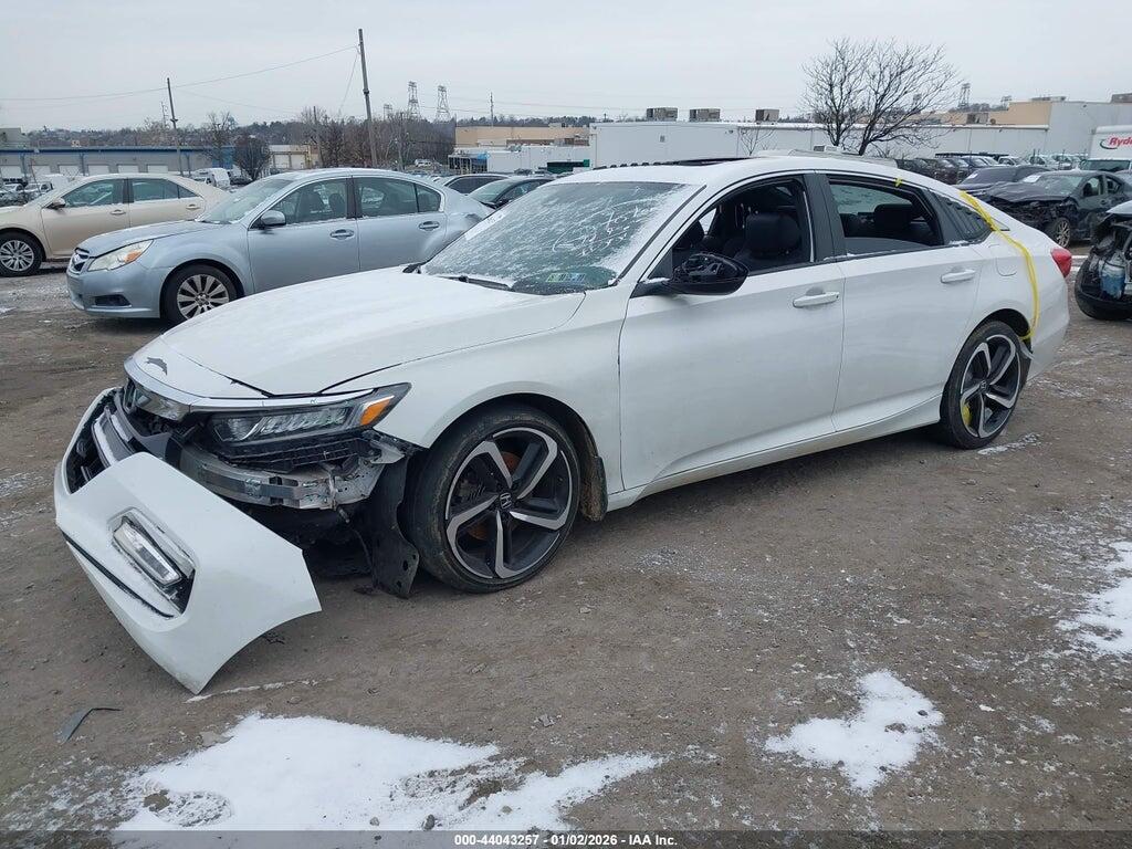 1HGCV2F36JA050068 2018 HONDA ACCORD photo no. 2