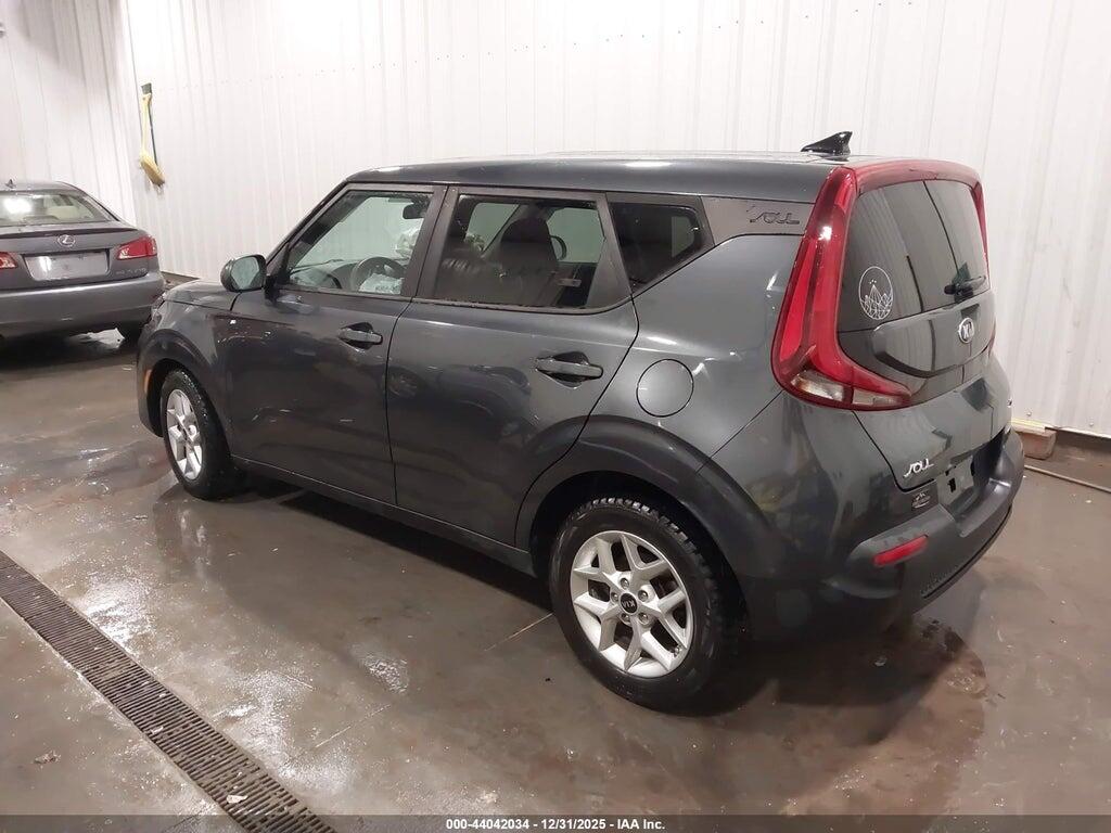 KNDJ23AU8M7746632 2021 KIA SOUL photo no. 3