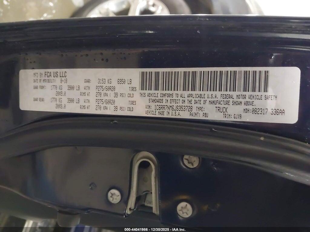 1C6RR7NM6JS353728 2018 RAM 1500 photo no. 9