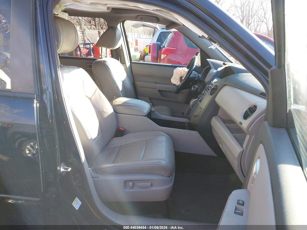5FNYF4H50EB009721 2014 HONDA PILOT photo no. 5
