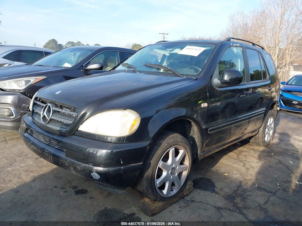 4JGAB72E11A224403 2001 MERCEDES-BENZ ML 430 photo no. 2