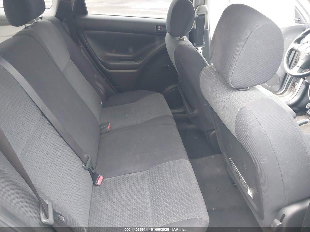 2T1LR32E35C405148 2005 TOYOTA MATRIX photo no. 8