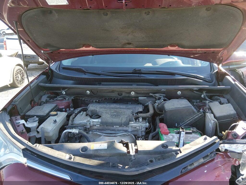 2T3RFREV8JW834870 2018 TOYOTA RAV4 photo no. 10