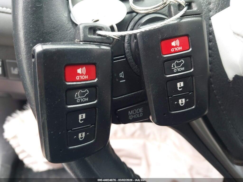 2T3RFREV8JW834870 2018 TOYOTA RAV4 photo no. 11