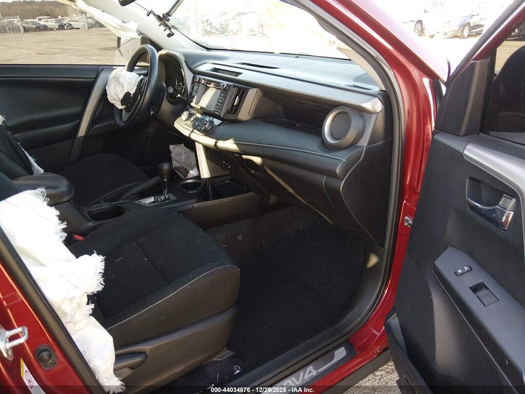 2T3RFREV8JW834870 2018 TOYOTA RAV4 photo no. 5