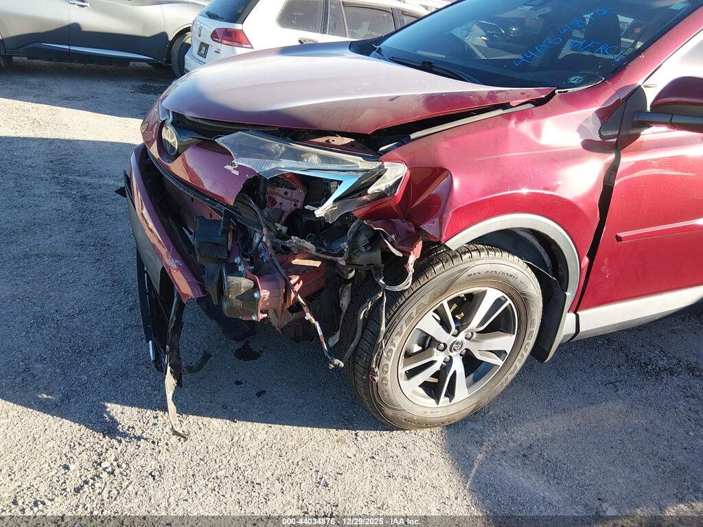 2T3RFREV8JW834870 2018 TOYOTA RAV4 photo no. 6