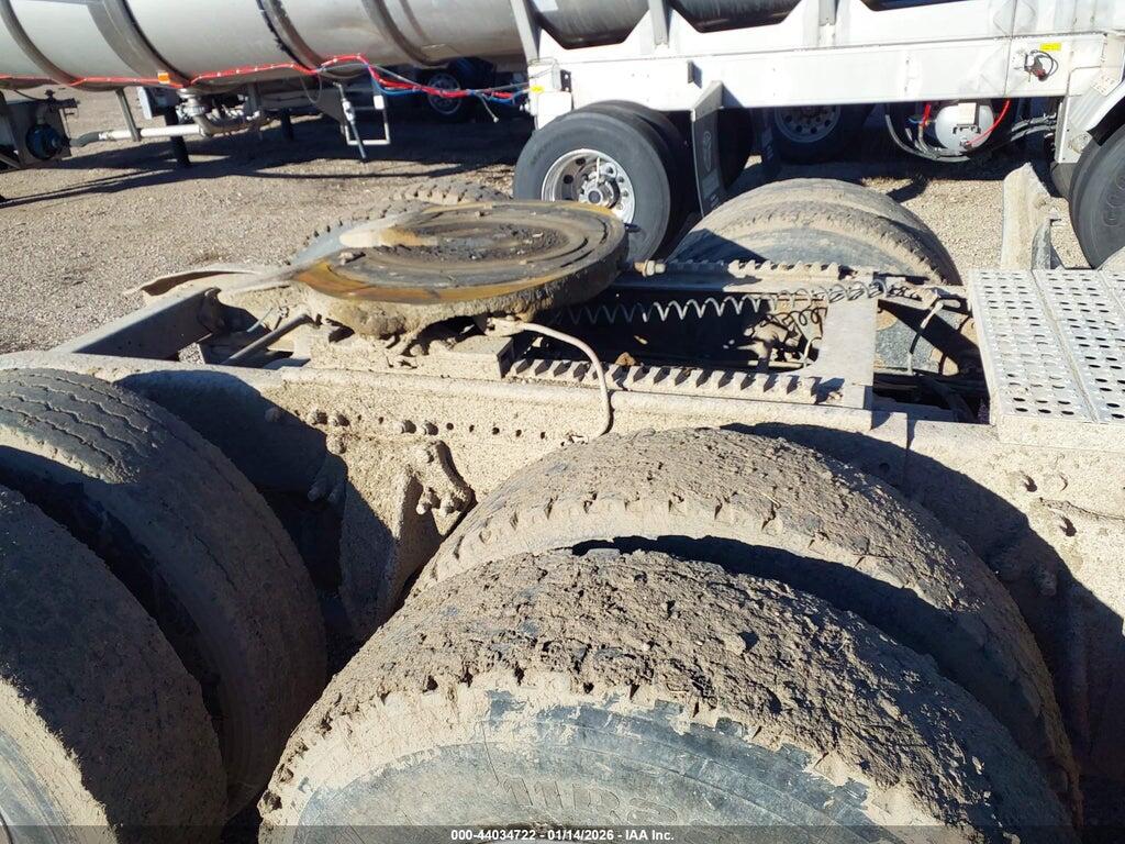 1FUJA6AV81PH06572 2001 FREIGHTLINER COLUMBIA photo no. 12