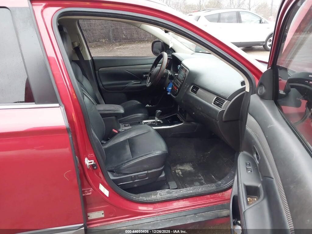 JA4AD3A36KZ039560 2019 MITSUBISHI OUTLANDER photo no. 5