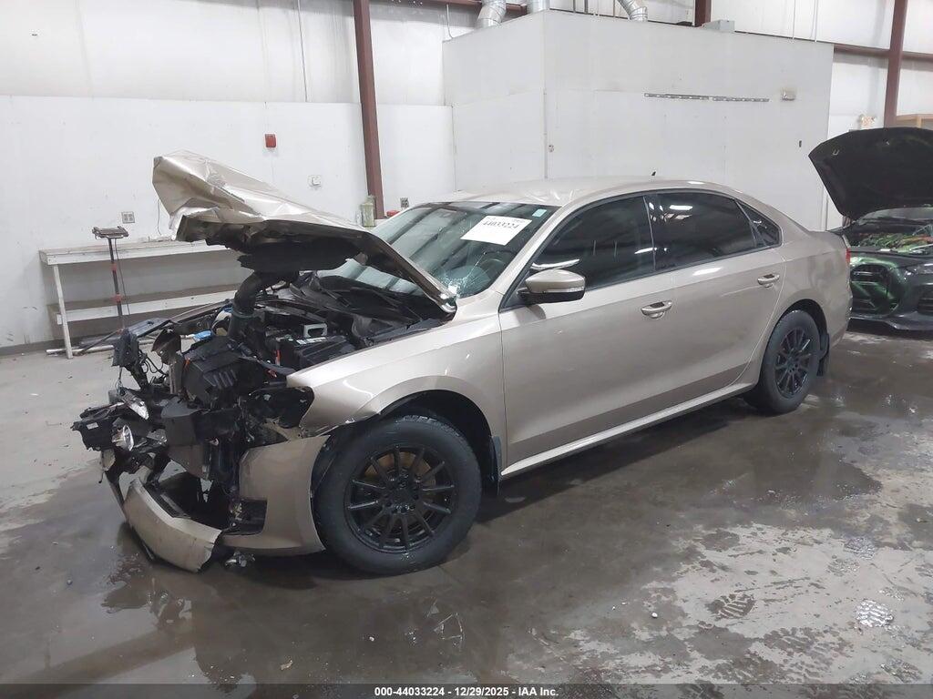 1VWAS7A36FC062653 2015 VOLKSWAGEN PASSAT photo no. 2