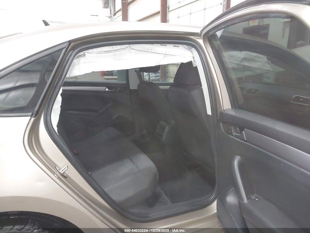 1VWAS7A36FC062653 2015 VOLKSWAGEN PASSAT photo no. 8