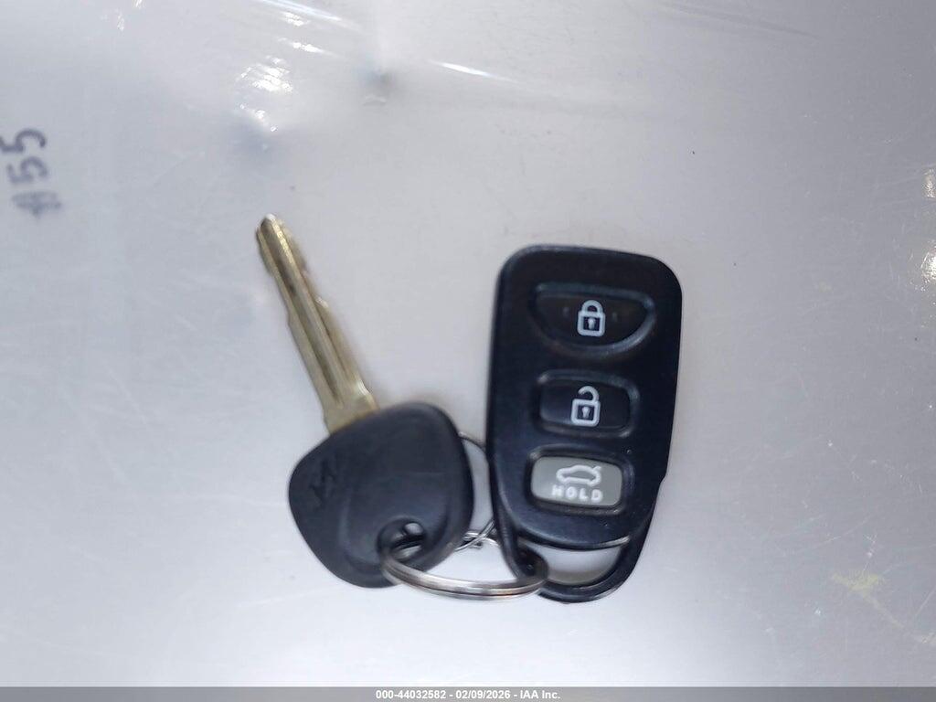 KMHDH4AE7CU326480 2012 HYUNDAI ELANTRA photo no. 11