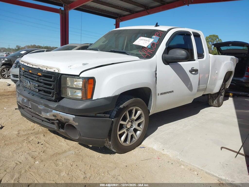 1GTEC19CX8Z280548 2008 GMC SIERRA 1500 photo no. 2