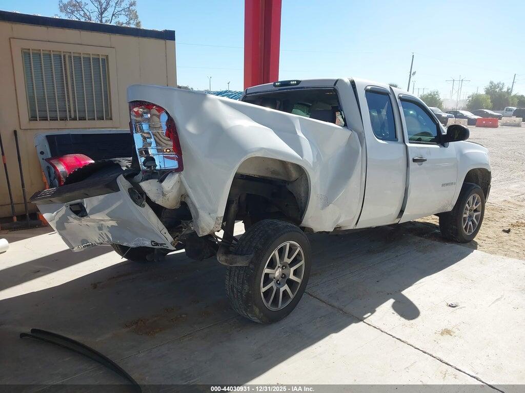 1GTEC19CX8Z280548 2008 GMC SIERRA 1500 photo no. 4