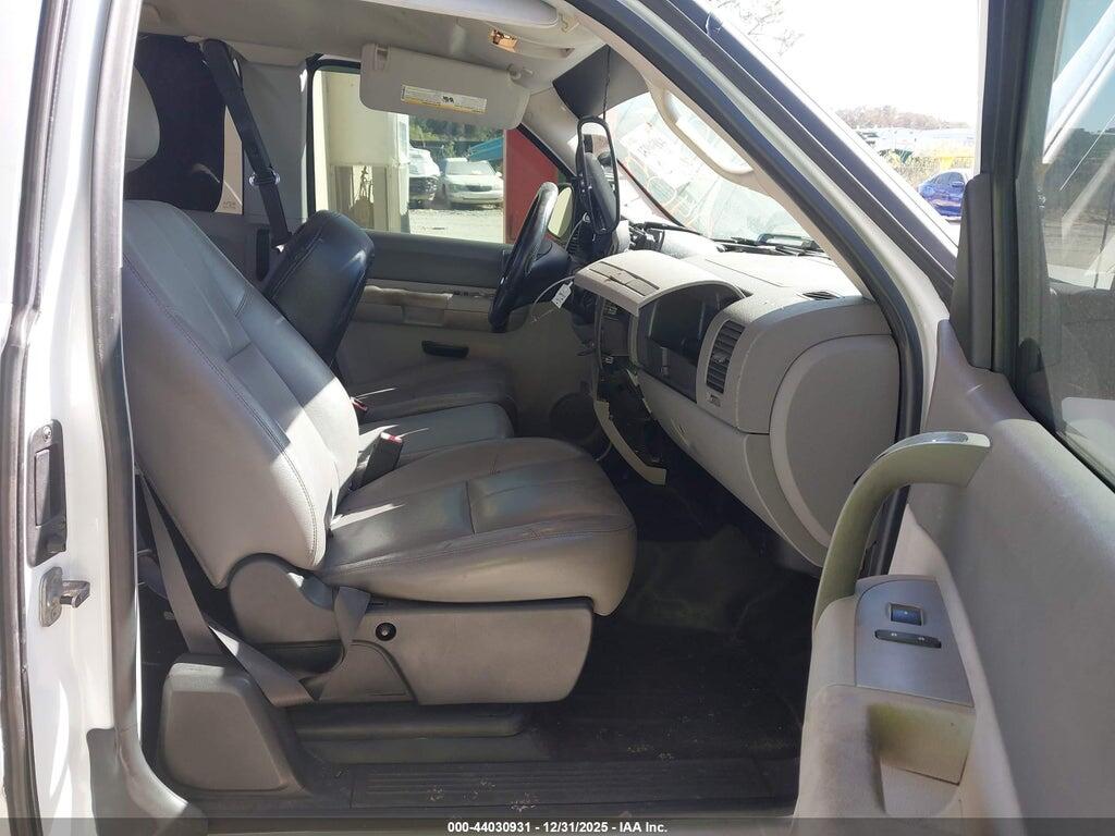 1GTEC19CX8Z280548 2008 GMC SIERRA 1500 photo no. 5