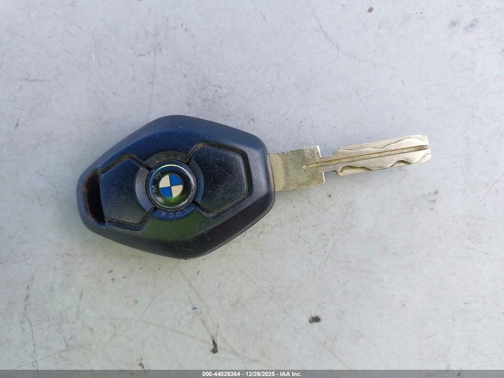 WBADT53462CE93138 2002 BMW 530I photo no. 11