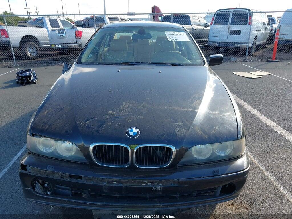 WBADT53462CE93138 2002 BMW 530I photo no. 12