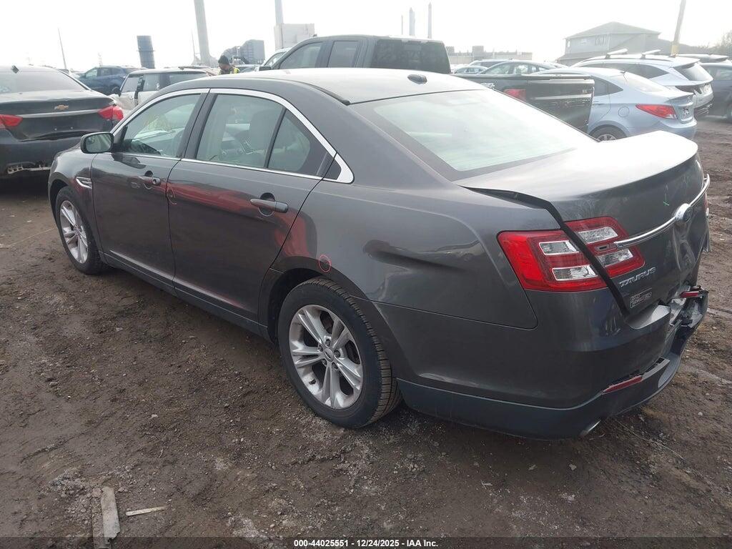 1FAHP2D85JG116173 2018 FORD TAURUS photo no. 3