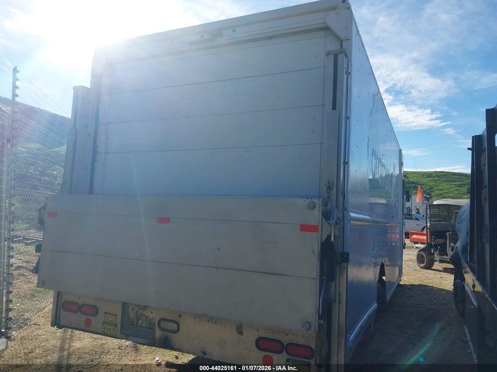 5B4KPD28193437103 2009 WORKHORSE CUSTOM CHASSIS COMMERCIAL CHASSIS photo no. 4