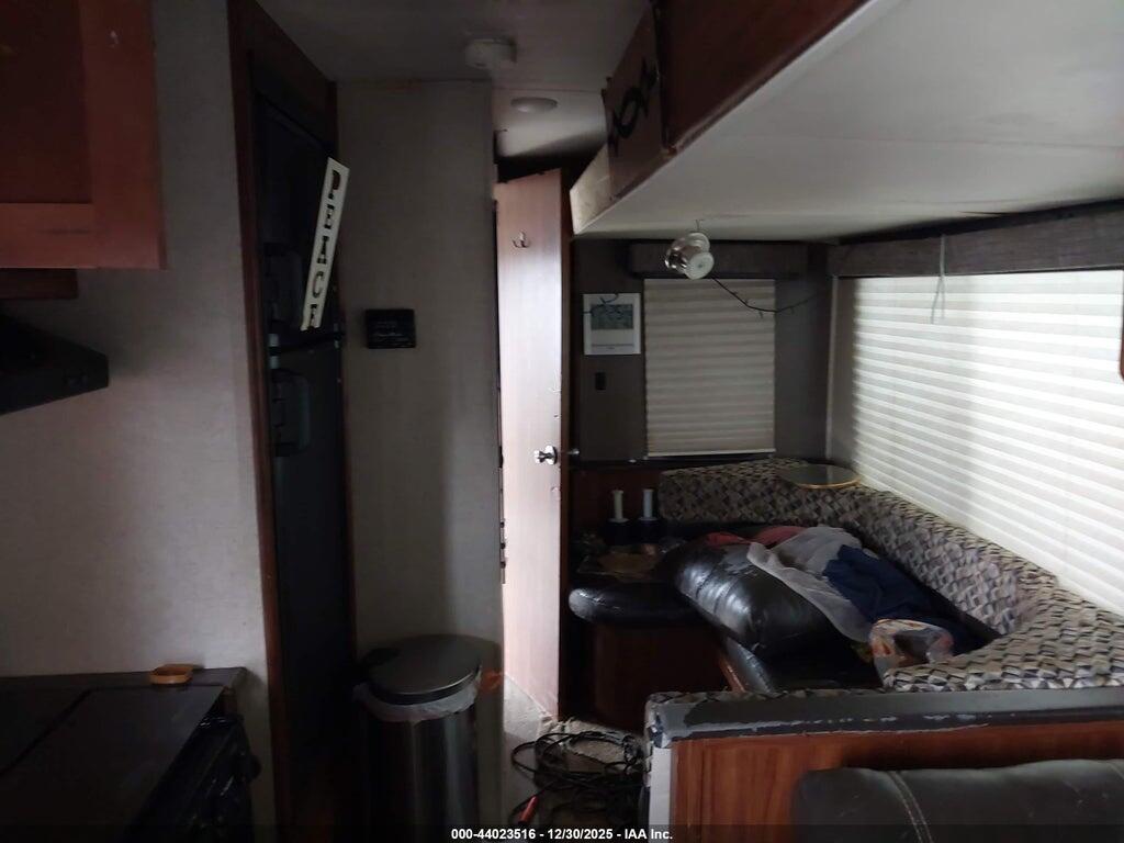 5SFNB3426HE334297 2017 HEARTLAND RV OTHER photo no. 8