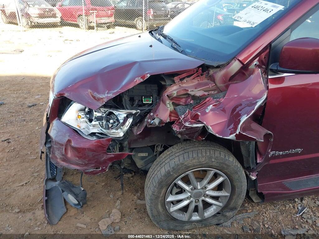 2C4RDGCG2JR223046 2018 DODGE GRAND CARAVAN photo no. 6
