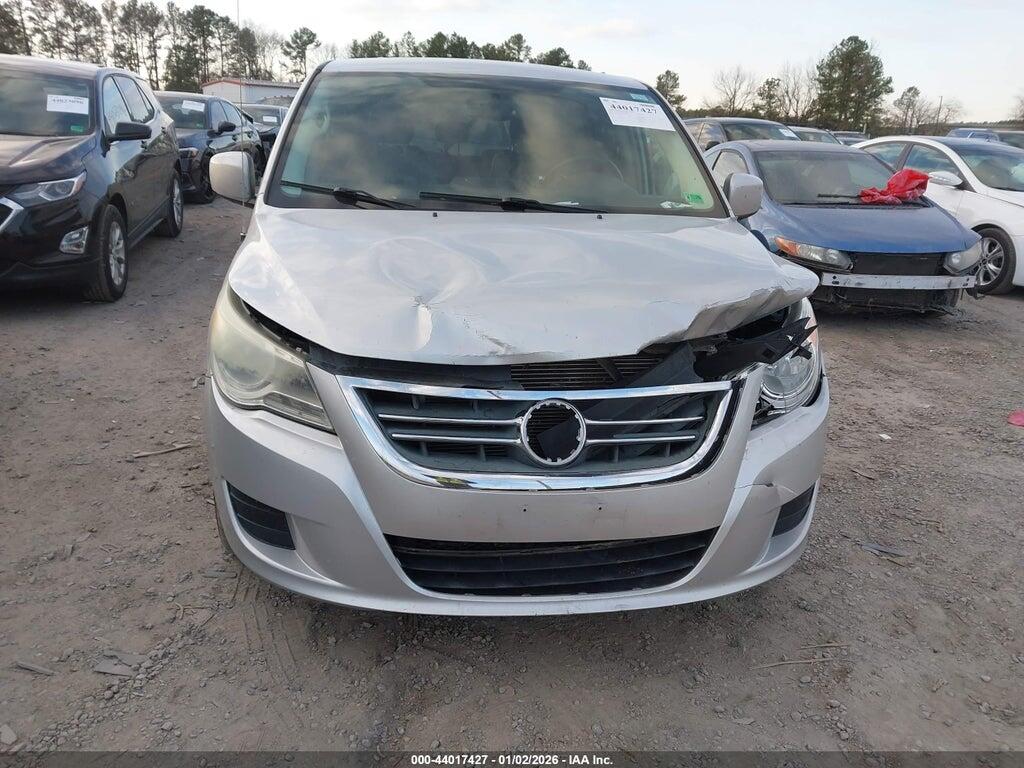 2V4RW3D18AR262758 2010 VOLKSWAGEN ROUTAN photo no. 12