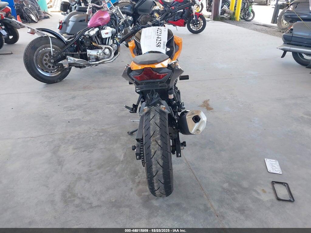 JKAERKD14LDA73540 2020 KAWASAKI ER400 photo no. 6