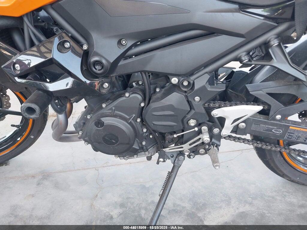 JKAERKD14LDA73540 2020 KAWASAKI ER400 photo no. 9