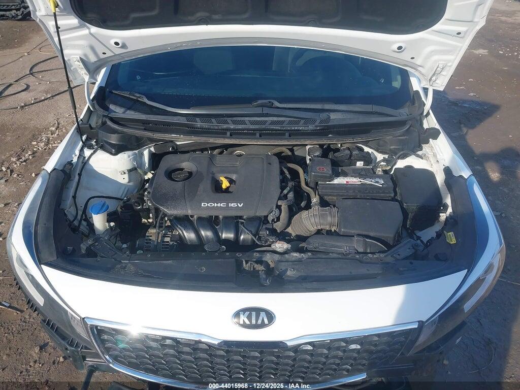 3KPFK4A75HE077148 2017 KIA FORTE photo no. 10