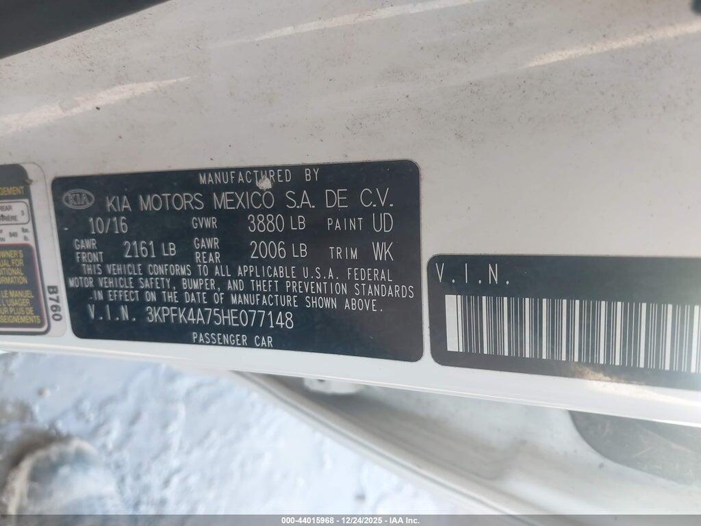 3KPFK4A75HE077148 2017 KIA FORTE photo no. 9