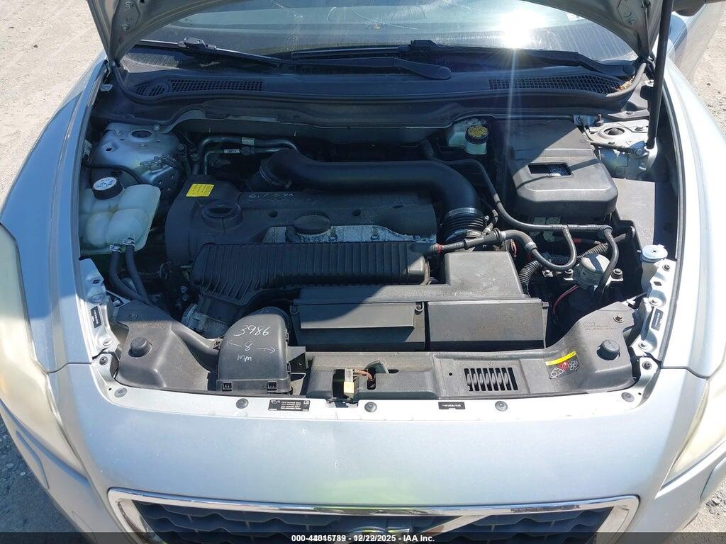 YV1672MC9BJ115385 2011 VOLVO C70 photo no. 10