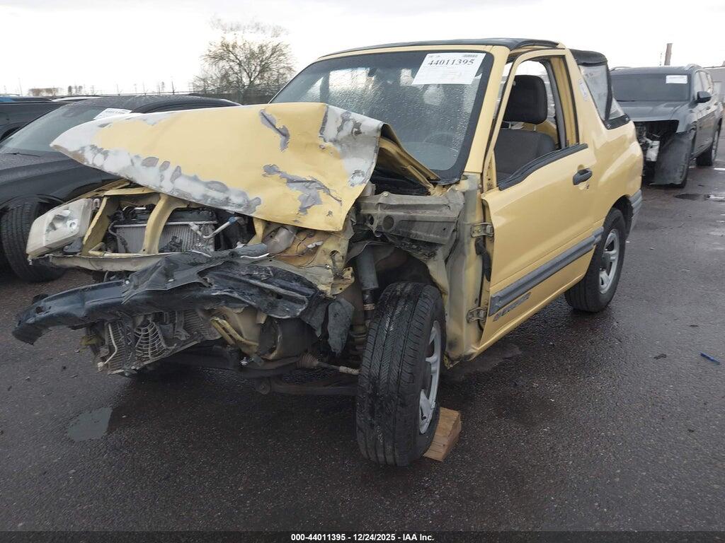 2CNBE18C736912372 2003 CHEVROLET TRACKER photo no. 6