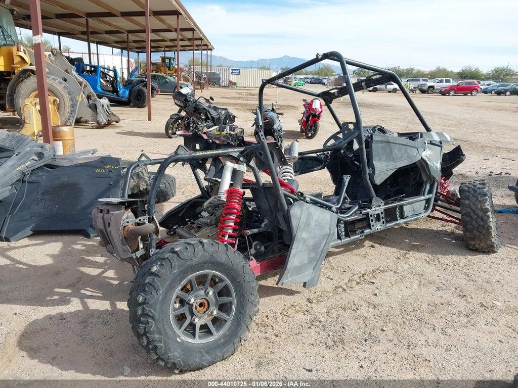 3NSVFE999HF925603 2017 POLARIS RZR photo no. 4