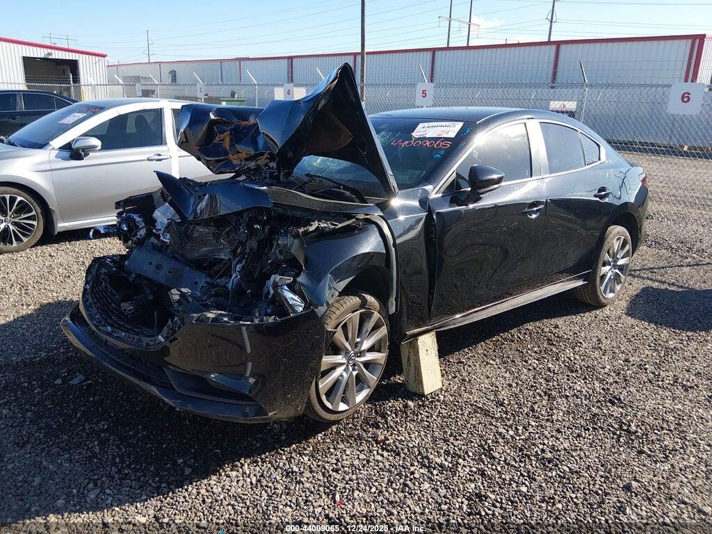 JM1BPABL7M1330686 2021 MAZDA MAZDA3 photo no. 2