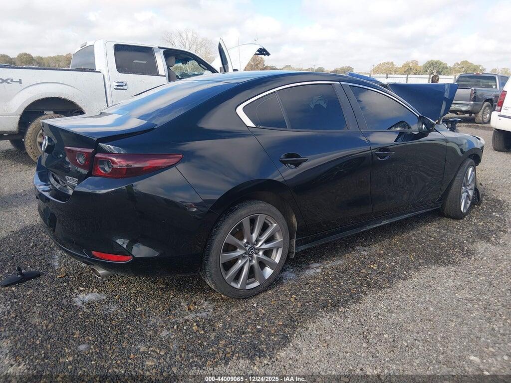 JM1BPABL7M1330686 2021 MAZDA MAZDA3 photo no. 4