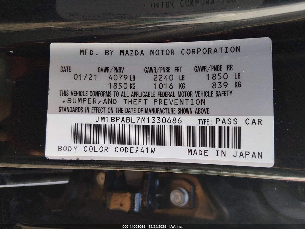 JM1BPABL7M1330686 2021 MAZDA MAZDA3 photo no. 9