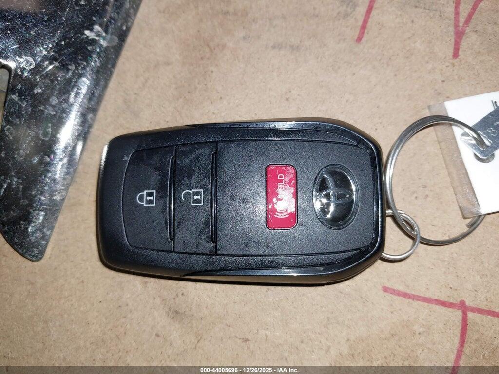 JTEVA5BR8S5073565 2025 TOYOTA 4RUNNER photo no. 11