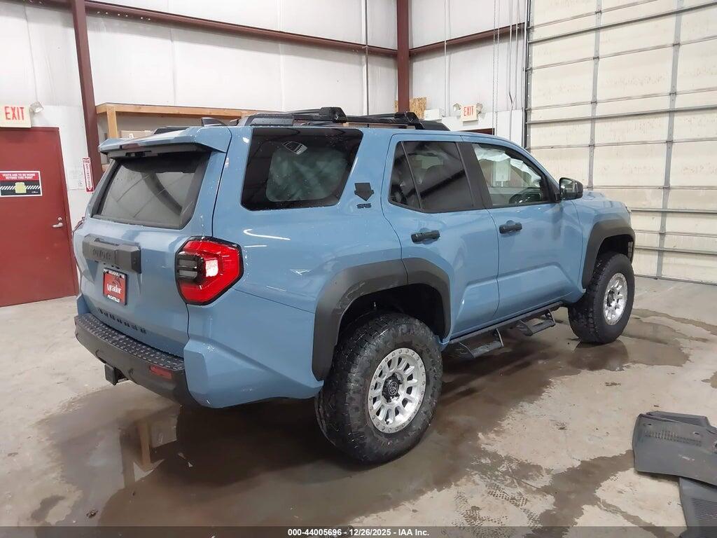 JTEVA5BR8S5073565 2025 TOYOTA 4RUNNER photo no. 4