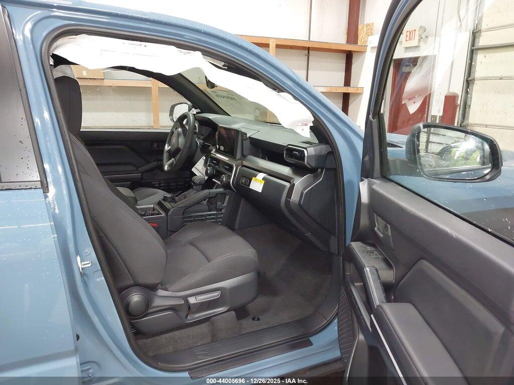 JTEVA5BR8S5073565 2025 TOYOTA 4RUNNER photo no. 5
