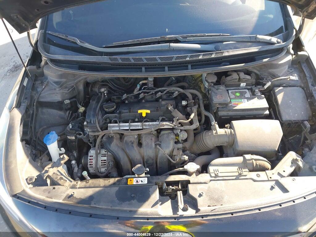 3KPFK4A7XHE145217 2017 KIA FORTE photo no. 10