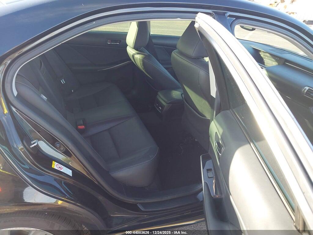 JTHBA1D2XG5037821 2016 LEXUS IS 200T photo no. 8