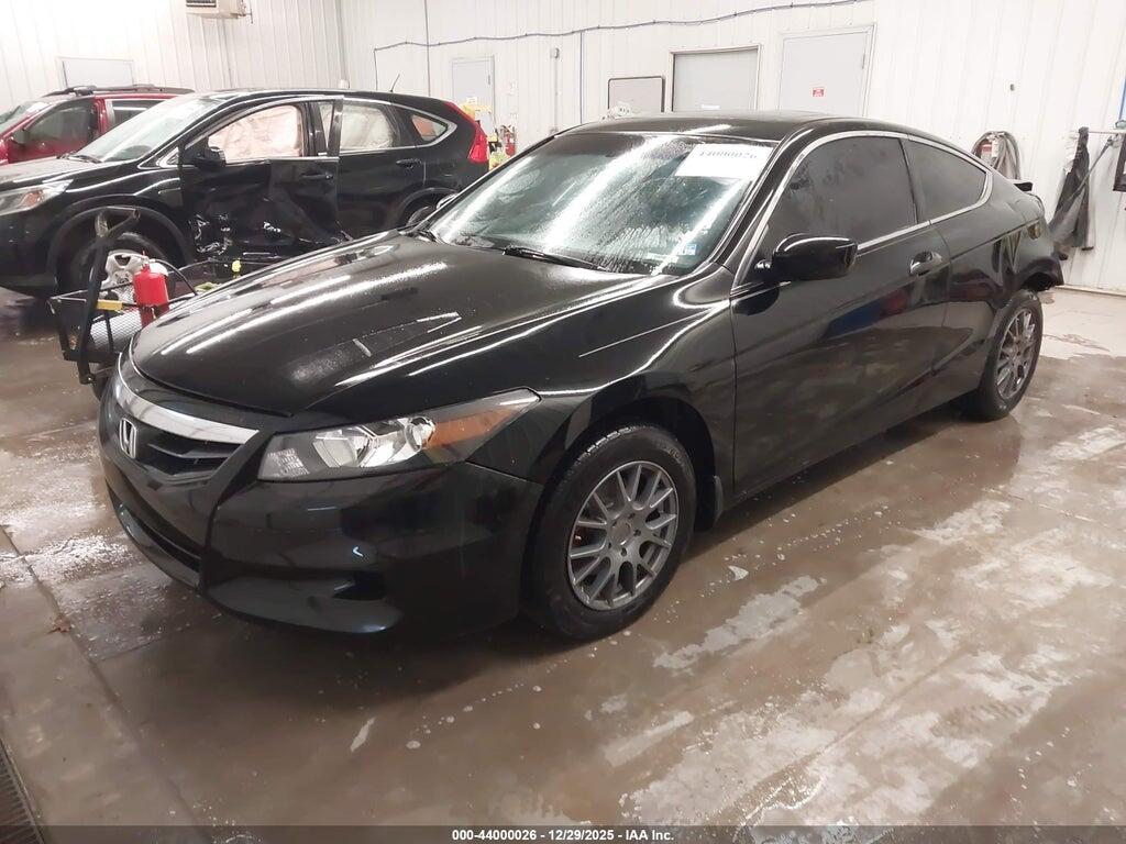 1HGCS1B85BA003667 2011 HONDA ACCORD photo no. 2