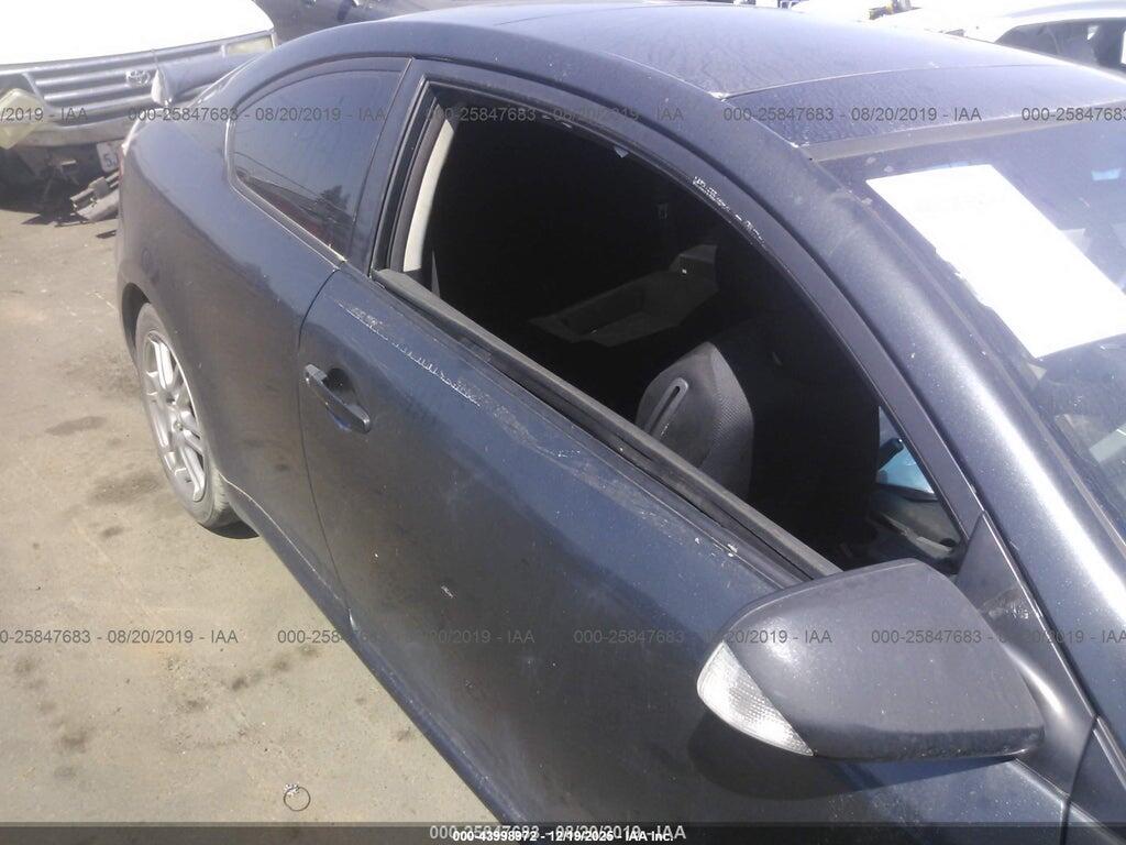 JTKDE167360117165 2006 SCION TC photo no. 6